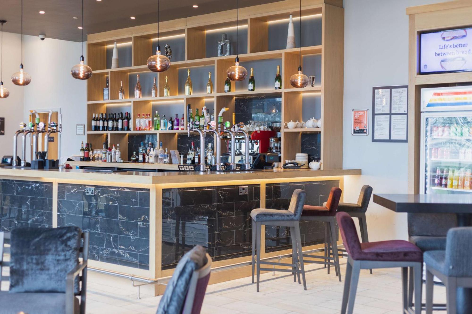 Hilton Garden Inn Birmingham Airport Uk Bickenhill Bagian luar foto